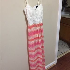 Beautiful boutique maxi dress